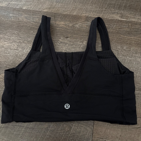 Lululemon sports bra - Picture 2 of 2